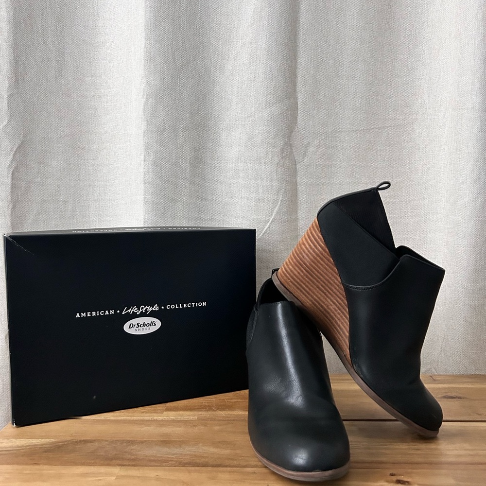 Dr. Scholl's Black and Tan Wedge Ankle Boots